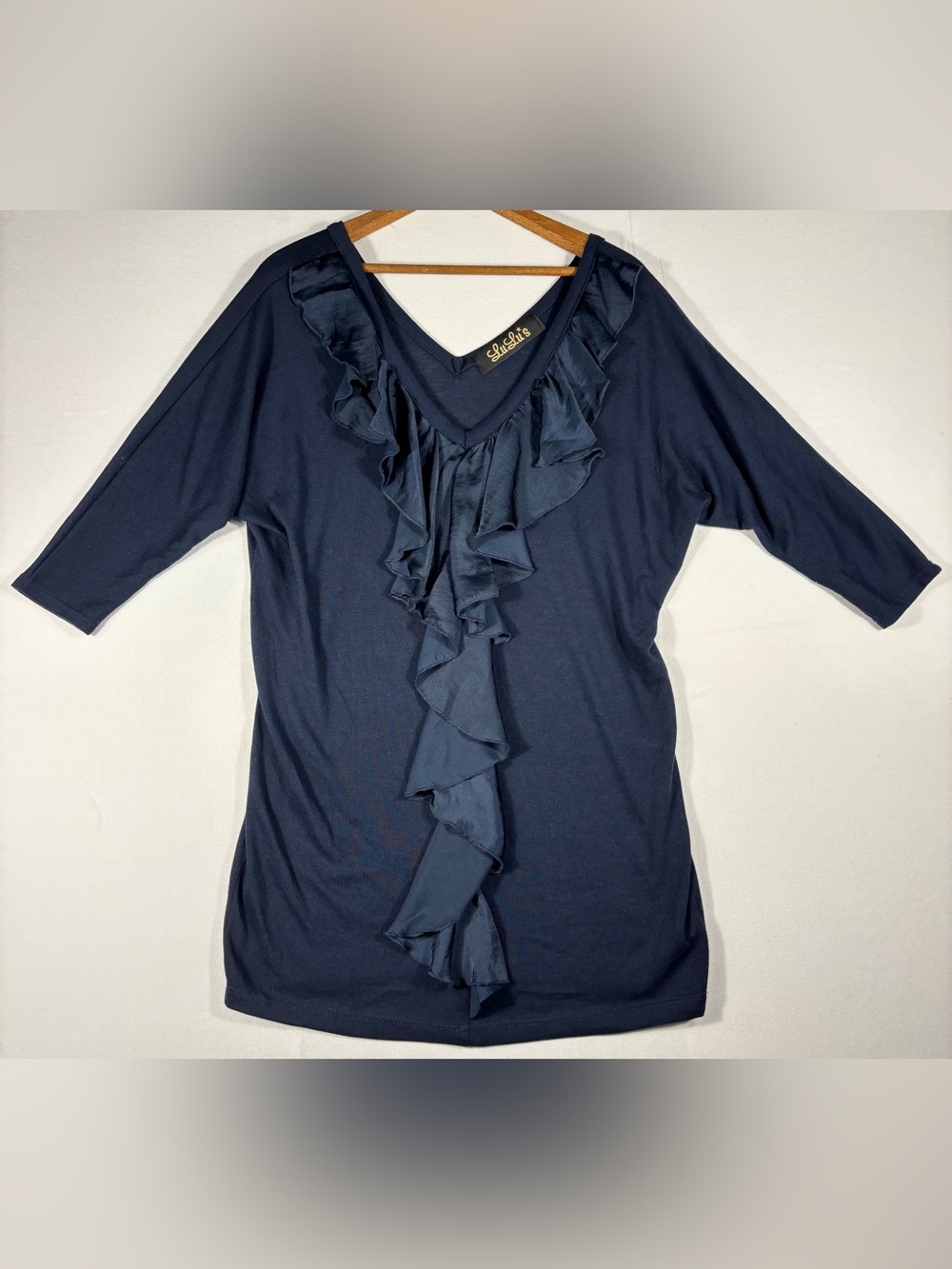 Lu Lu’s Women’s L Navy Ruffle V-Neck Women's Top with 3/4 Sleeves